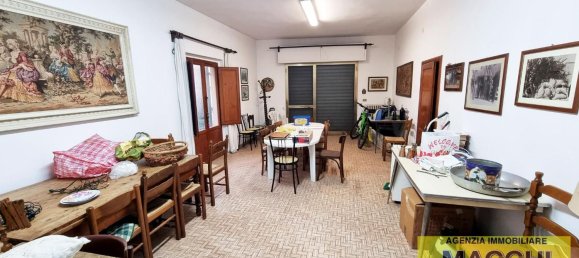 10 rooms House in Palaia, Italy No. 39169 22