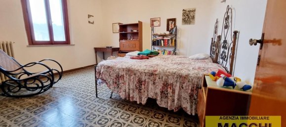 10 rooms House in Palaia, Italy No. 39169 9
