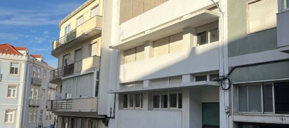 322m² Building in Lisbon, Portugal No. 121671 12