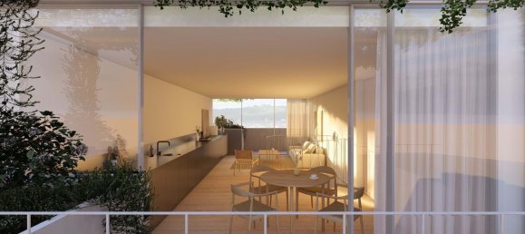 322m² Building in Lisbon, Portugal No. 121671 3