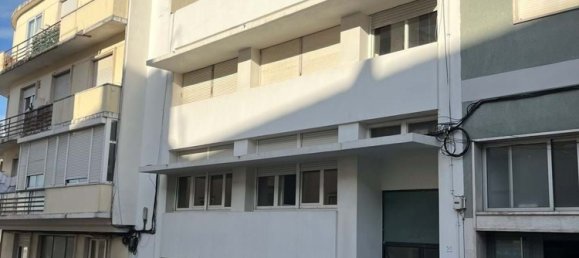 322m² Building in Lisbon, Portugal No. 121671 10