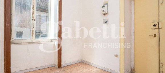 5 rooms Building in Naples, Italy No. 296550 15