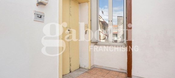 5 rooms Building in Naples, Italy No. 296550 9