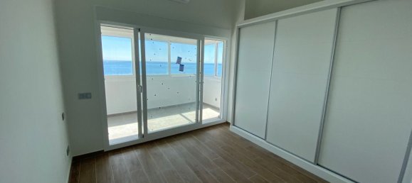 Ático de 3 dormitorios en Estepona, Spain No. 2891 10