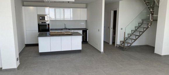 Ático de 3 dormitorios en Estepona, Spain No. 2891 4