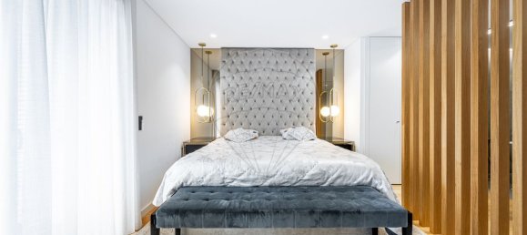 4 bedrooms Duplex in Porto, Portugal No. 140350 3