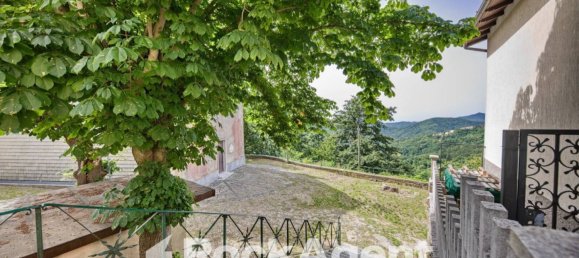 2 bedrooms Villa in Serra Riccò, Italy No. 15333 20