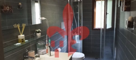 5غرفة شقة في Florence, Italy رقم 67044 16