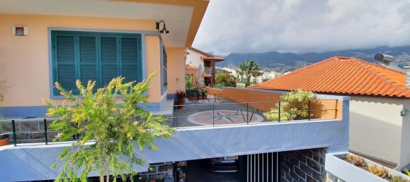 5 bedrooms House in Funchal, Portugal No. 17076 3