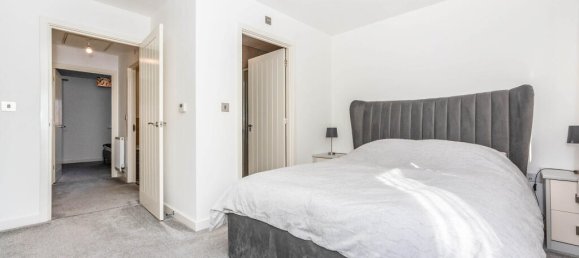 2 bedrooms House in Gravesend, United Kingdom No. 10749 4