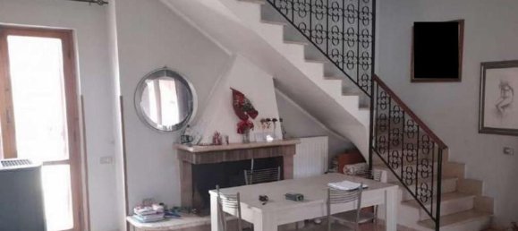 6 rooms House in Anzio, Italy No. 200790 11