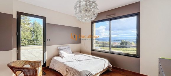 3 bedrooms Villa in Rhone, France No. 273685 23