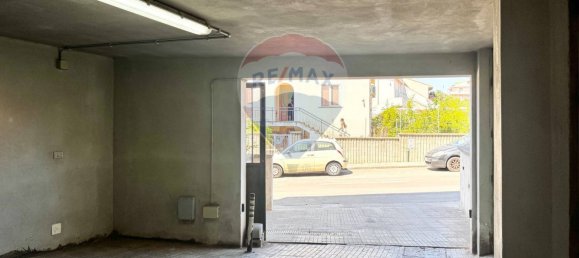 Garagem de 1 divisão em Sassari, Italy N.º 309137 3