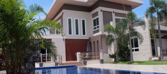 4 bedrooms Cafe / restaurant in Pattaya, Thailand No. 1961 5