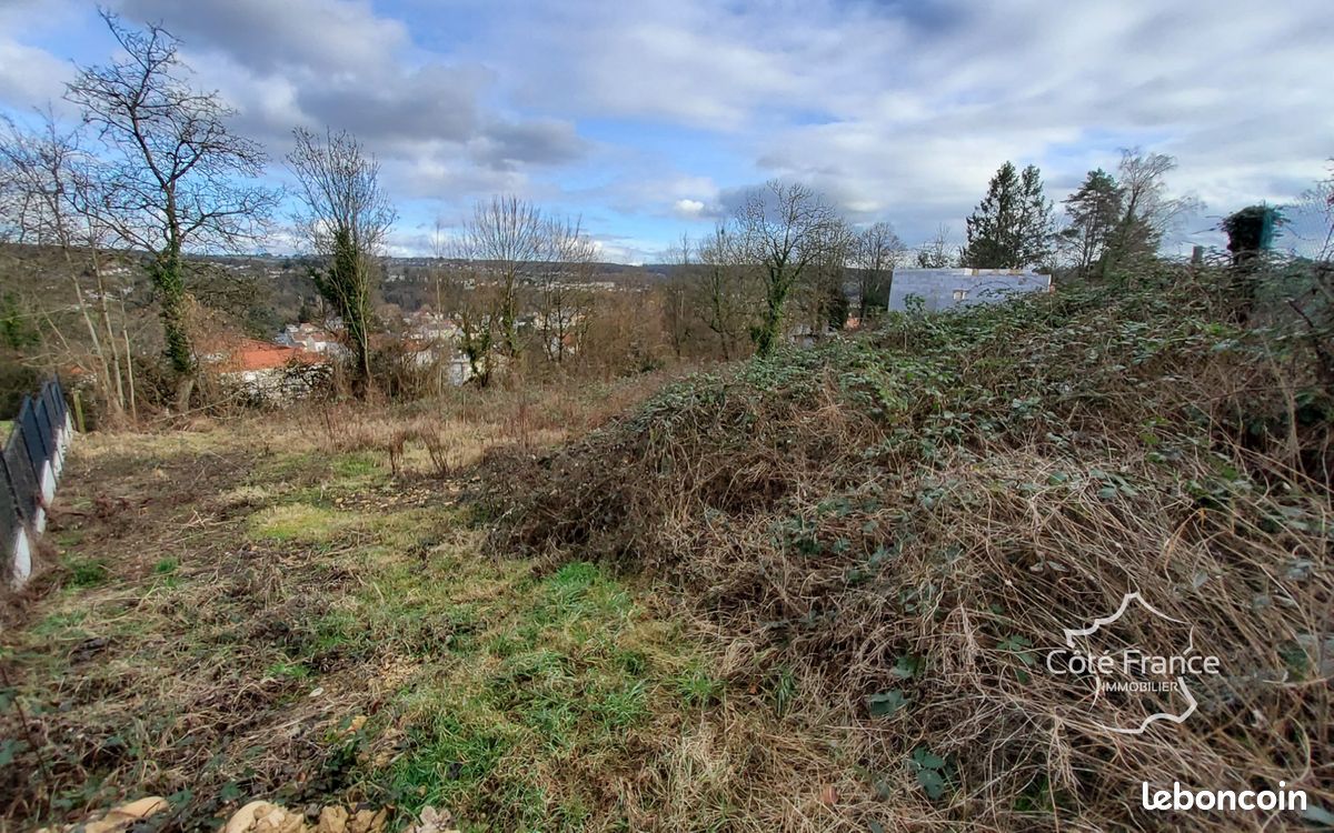 Grundstück in Charleville-Mezieres, France 658m², Nr. 79207