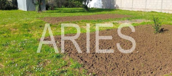 920m² Land in Rome, Italy No. 48558 3