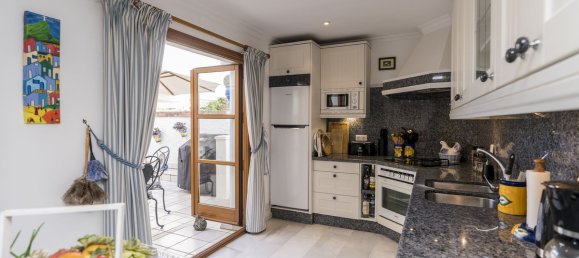 3 bedrooms Townhouse in Estepona, Spain No. 49769 13