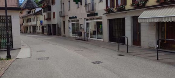 10 rooms Apartment in Lamon, Italy No. 297769 2