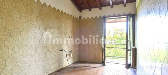 Apartamento de 2 dormitorios en Selvino, Italy No. 295736 19