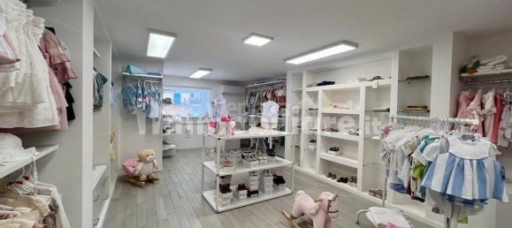 2 rooms Commercial property in San Sebastiano al Vesuvio, Italy No. 10485 8