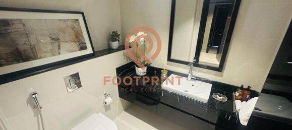 6 bedrooms Townhouse in Dubai, UAE No. 23993 8