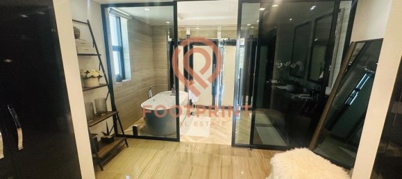 6 bedrooms Townhouse in Dubai, UAE No. 23993 3