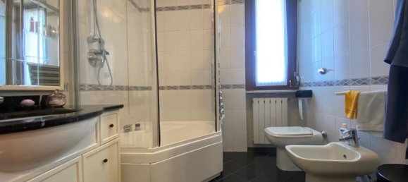 3 غرف نوم شقة في Turin, Italy رقم 334627 25