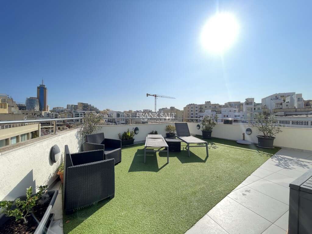 Penthouse T3 em Saint Julian's, Malta N.º 3708