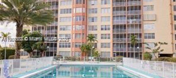 1 dormitorio propiedad comercial en venta en Miami, Miami-Dade, Florida, USA № 614245 12