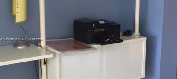 1 dormitorio propiedad comercial en venta en Miami, Miami-Dade, Florida, USA № 614245 9