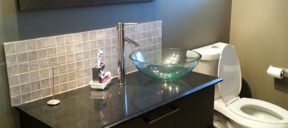 1 dormitorio propiedad comercial en venta en Miami, Miami-Dade, Florida, USA № 614245 5