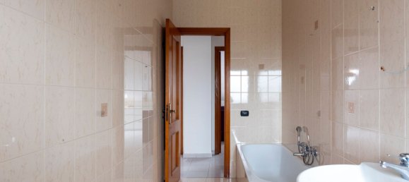 4 rooms Penthouse in San Nicola la Strada, Italy No. 170881 24