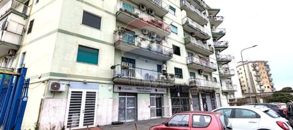 Imóvel comercial de 3 divisões em Casoria, Italy N.º 326124 2