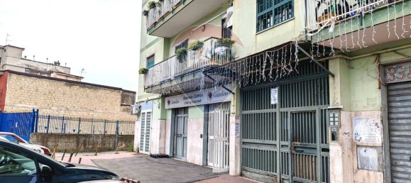 Imóvel comercial de 3 divisões em Casoria, Italy N.º 326124 13