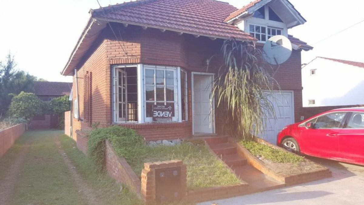 Дом с 3 спальнями в Мар-дель-Плата, Аргентина № 83956