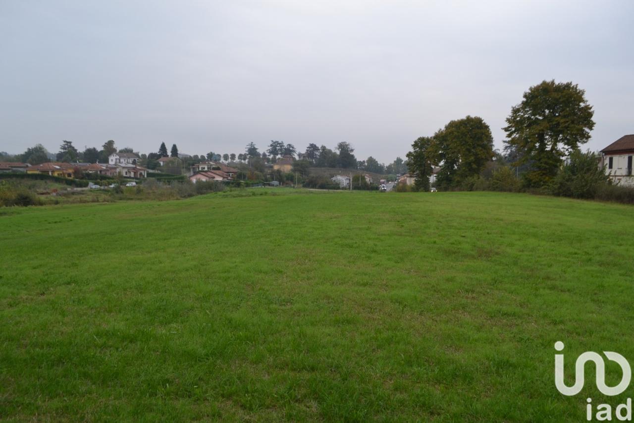 1 room Land in Asti, Italy No. 149352