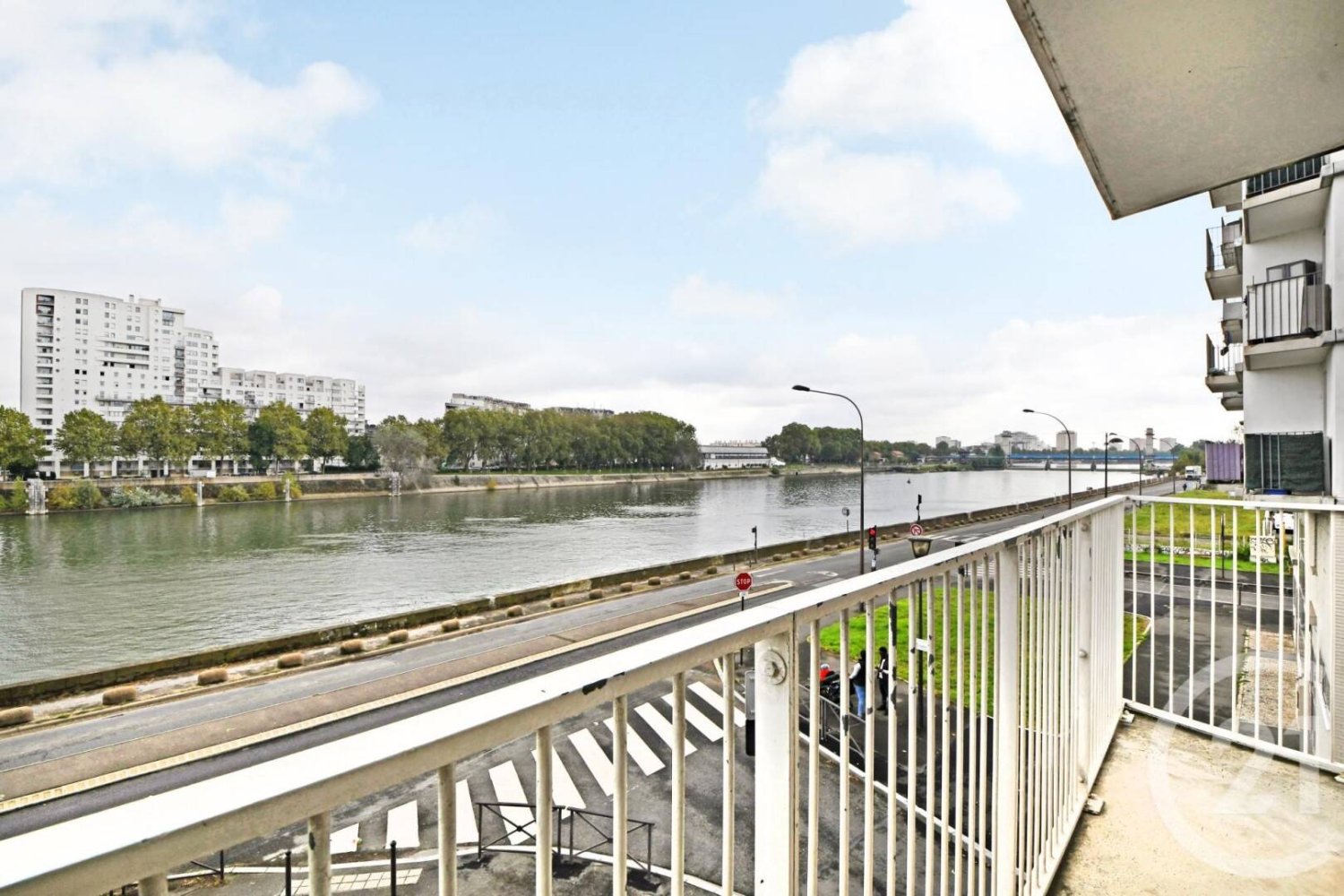 3 bedrooms Apartment in Vitry-sur-Seine, France No. 136577