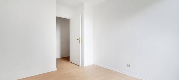 3 bedrooms Apartment in Vitry-sur-Seine, France No. 136577 6