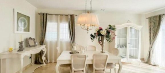 5 bedrooms Villa in San Roque, Spain No. 138821 2