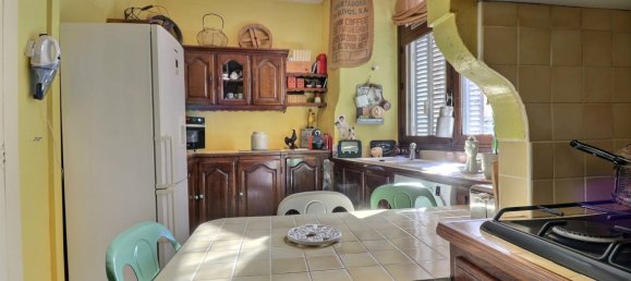 3 غرف نوم شقة في Thiers, France رقم 201139 6