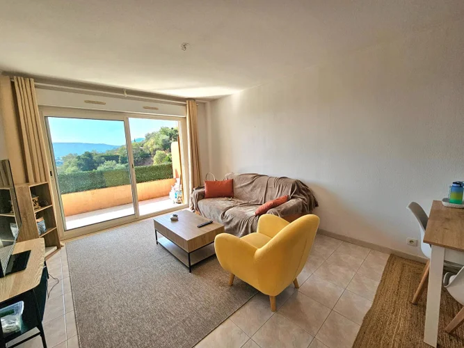 1 Schlafzimmer Wohnung in Mandelieu-la-Napoule, France, Nr. 324386