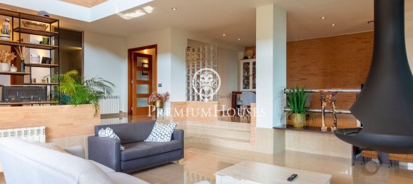 4 bedrooms House in Cabrils, Spain No. 179406 6