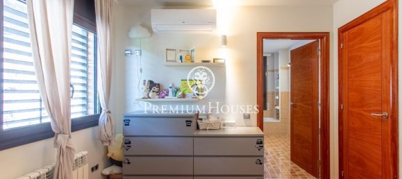 4 bedrooms House in Cabrils, Spain No. 179406 24