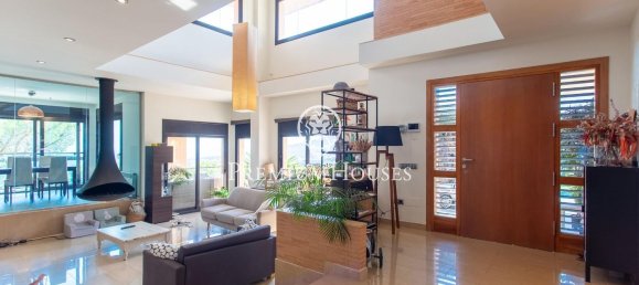 4 bedrooms House in Cabrils, Spain No. 179406 9