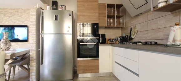 3 Schlafzimmer Wohnung in Casalgrande, Italy, Nr. 349379 7