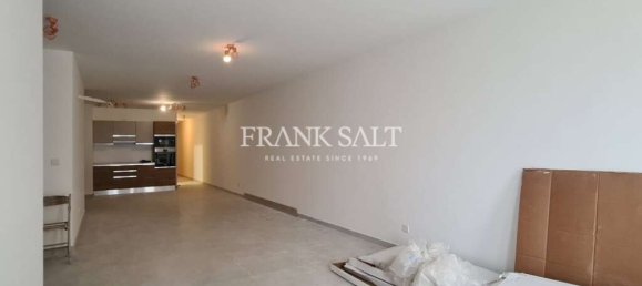 2 bedrooms Maisonette in Xaghra, Malta No. 5894 2