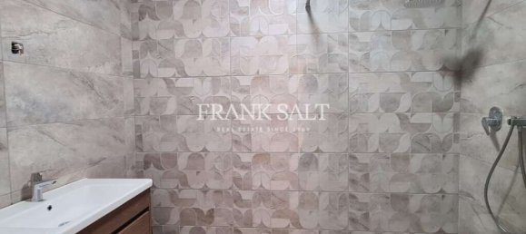 2 bedrooms Maisonette in Xaghra, Malta No. 5894 7