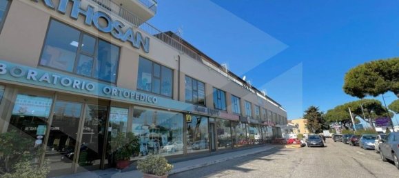 Propriété commerciale à Montesilvano, Italy 170m² No. 28407 4