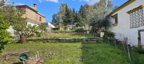 5 bedrooms Villa in Marbella, Spain No. 133597 4