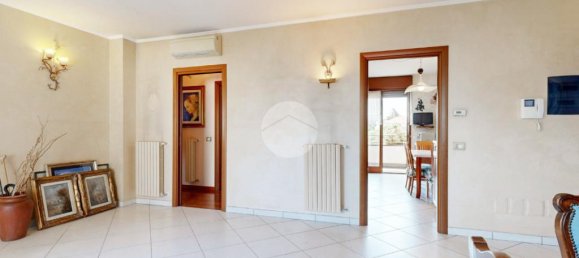 2 Schlafzimmer Wohnung in Cusano Milanino, Italy, Nr. 340385 7